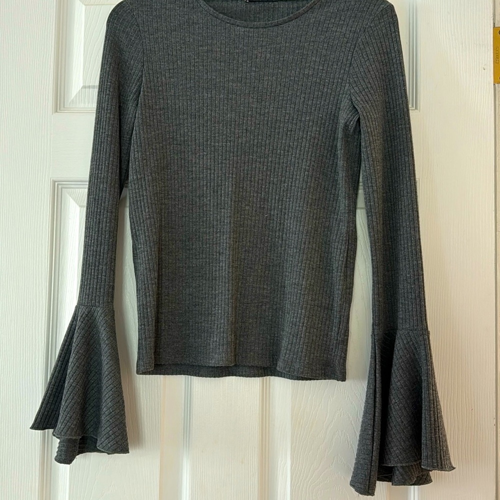 Zara grey trumpet sleeve shirt